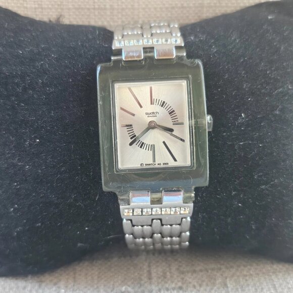 Vintage Swatch Swiss Ladies Wristwatch Quartz Analog Silver Tone Wrist Watch - Picture 3 of 12